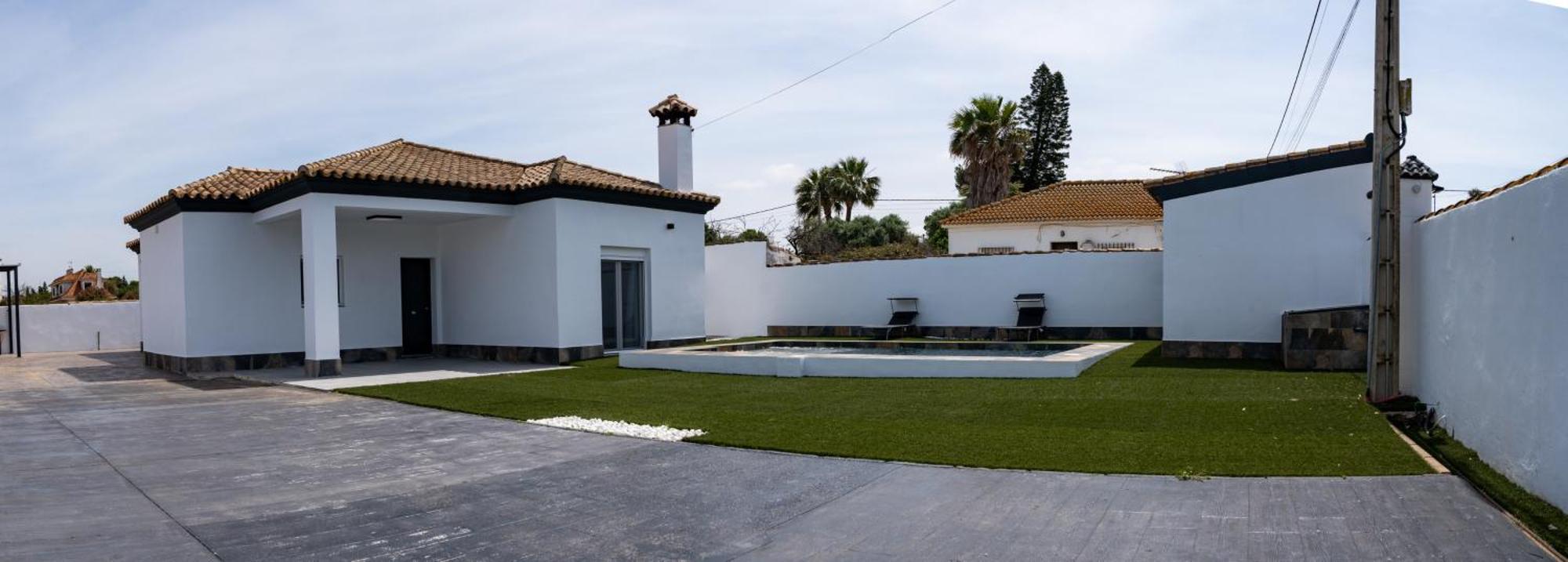 Chalet Domus Gades Chiclana de la Frontera